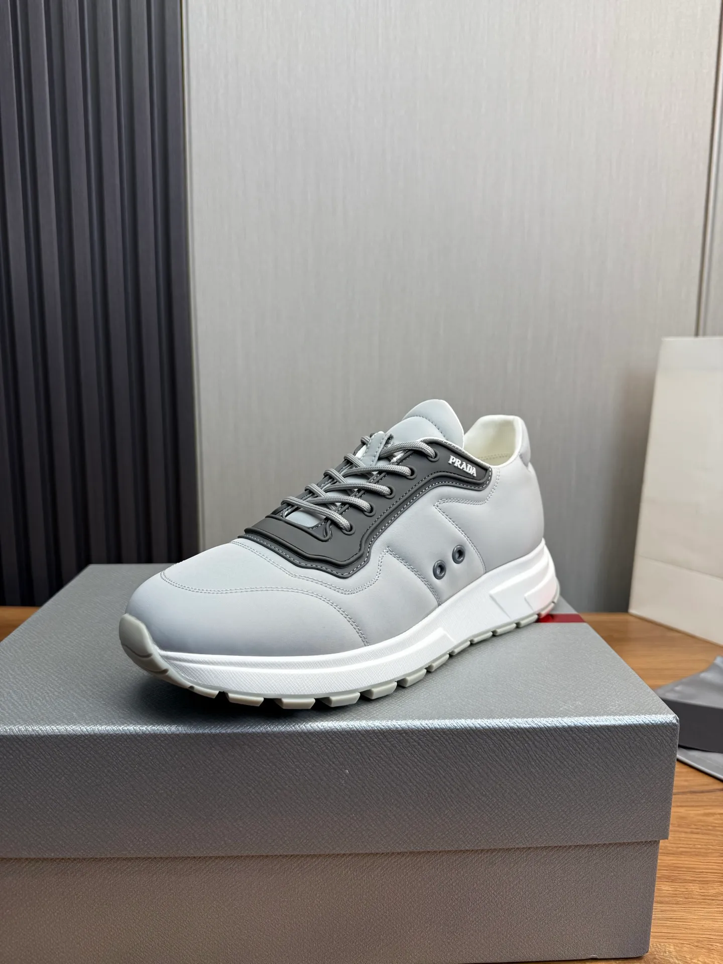 Men's shoes 💰560💰 [PRADA] Popular men's shoes shipped 👏Official website synchronized ⬆️Original imported waterproof fabric + cowhide lining, 1⃣️:1⃣️reproduction, original sole, 38-45 (45. Customized, non-refundable)